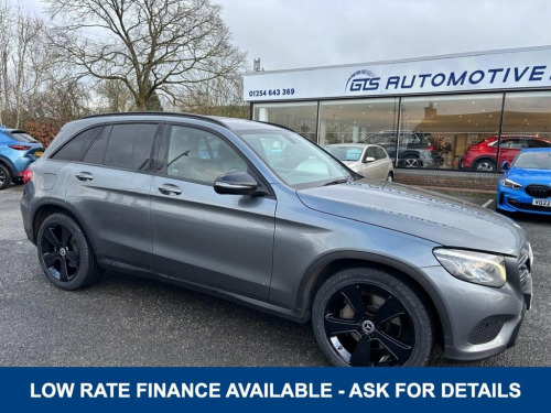 Mercedes-Benz GLC-Class GLC220 GLC220d URBAN EDITION G-TRONIC+ AUTO 4MATIC 170 BH 