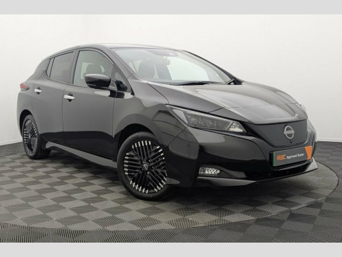 Nissan Leaf  39kWh Tekna Hatchback 5dr Electric Auto (150 ps)