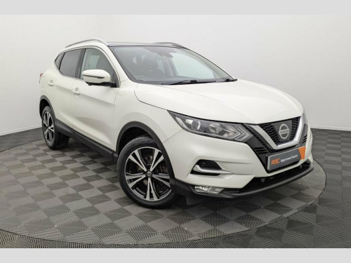 Nissan Qashqai  1.6 dCi N-Connecta SUV 5dr Diesel XTRON Euro 6 (s/