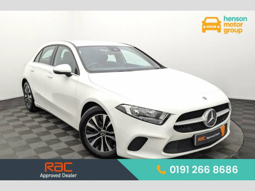 Mercedes-Benz A-Class A180 1.3 A180 SE Hatchback 5dr Petrol Manual Euro 6 (s/