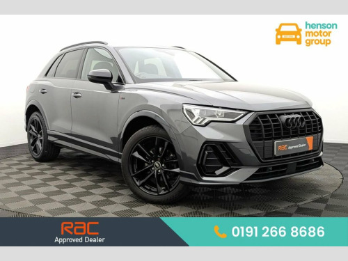 Audi Q3  1.5 TFSI CoD 35 Black Edition SUV 5dr Petrol S Tro 