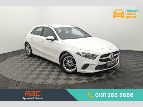 Mercedes-Benz A-Class A180 1.3 A180 SE Hatchback 5dr Petrol Manual Euro 6 (s/ 