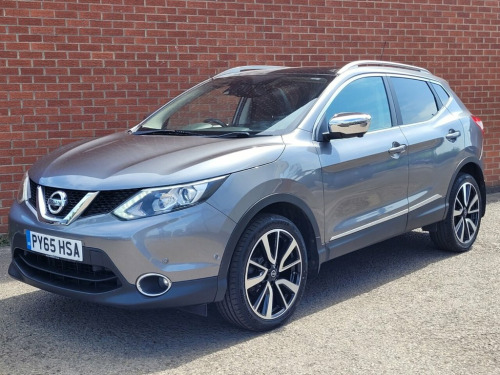 Nissan Qashqai  1.5 dCi Tekna SUV 5dr Diesel Manual 2WD Euro 6 (s/