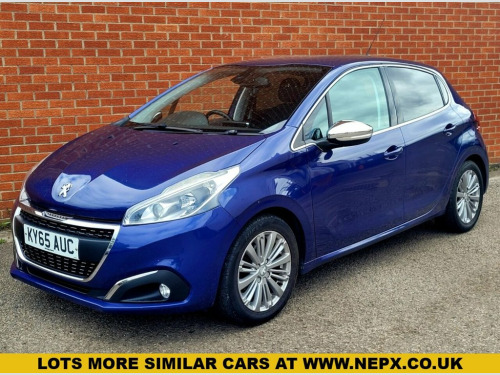 Peugeot 208  1.2 PureTech Allure Hatchback 5dr Petrol Manual Eu