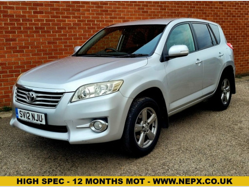 Toyota RAV4  2.2 D-4D XT-R SUV 5dr Diesel Manual 4WD Euro 5 (15