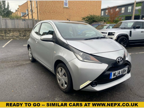 Toyota AYGO  1.0 VVT-i x-play Hatchback 3dr Petrol Manual Euro 