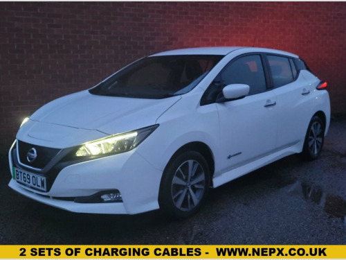 Nissan Leaf  40kWh Acenta Hatchback 5dr Electric Auto (150 ps) 