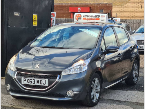 Peugeot 208  1.4 HDi Active Euro 5 5dr