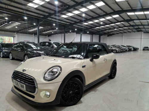 MINI Convertible  1.5 Cooper Auto Euro 6 (s/s) 2dr