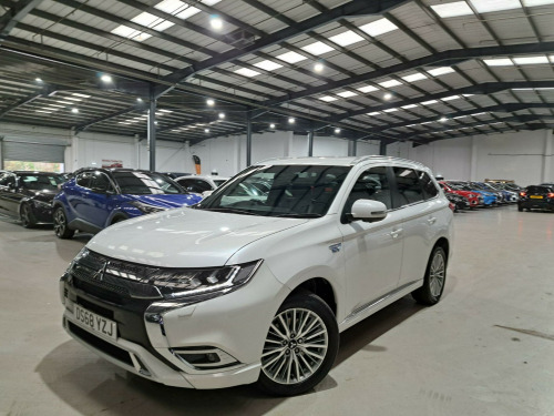 Mitsubishi Outlander  2.4h TwinMotor 13.8kWh 4h CVT 4WD Euro 6 (s/s) 5dr