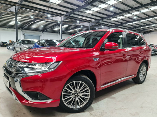 Mitsubishi Outlander  2.4h TwinMotor 13.8kWh Design CVT 4WD Euro 6 (s/s) 5dr