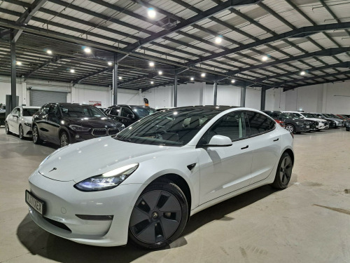 Tesla Model 3  (Dual Motor) Long Range Auto 4WDE 4dr