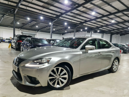 Lexus IS  2.5 300h Luxury E-CVT Euro 5 (s/s) 4dr