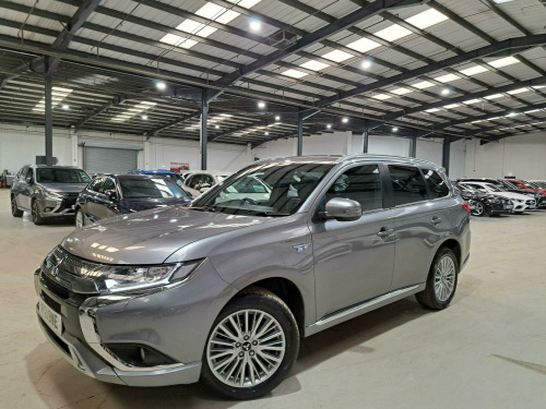 Mitsubishi Outlander  2.4h TwinMotor 13.8kWh Dynamic CVT 4WD Euro 6 (s/s) 5dr