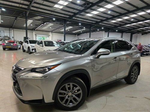 Lexus NX 300h  2.5 300h SE E-CVT 4WD Euro 6 (s/s) 5dr 
