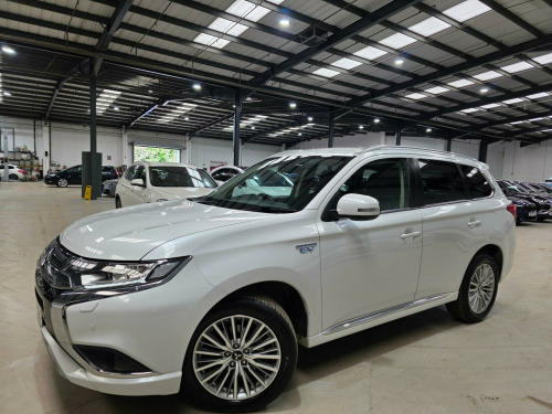 Mitsubishi Outlander  2.4h TwinMotor 13.8kWh Juro CVT 4WD Euro 6 (s/s) 5dr