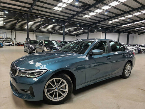 BMW 3 Series  2.0 330e 12kWh SE Pro Auto Euro 6 (s/s) 4dr