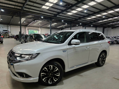 Mitsubishi Outlander  2.0h 12kWh 4h CVT 4WD Euro 6 (s/s) 5dr