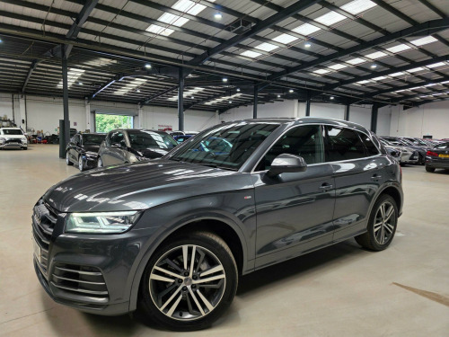 Audi Q5  2.0 TFSIe 55 S line Competition S Tronic quattro Euro 6 (s/s) 5dr 14.1kWh