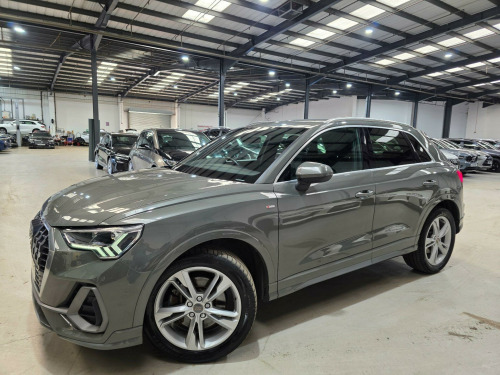 Audi Q3  2.0 TFSI 40 S line S Tronic quattro Euro 6 (s/s) 5dr