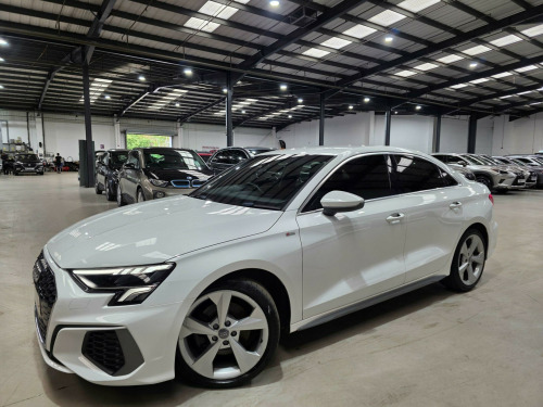Audi A3  1.5 TFSI 35 S line S Tronic Euro 6 (s/s) 4dr