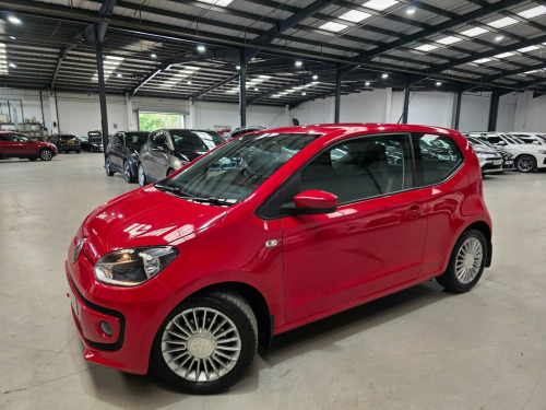 Volkswagen up!  1.0 BlueMotion Tech High up! Euro 5 (s/s) 3dr