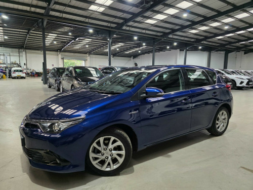 Toyota Auris  1.8 VVT-h Business Edition CVT Euro 6 (s/s) 5dr (Safety Sense)