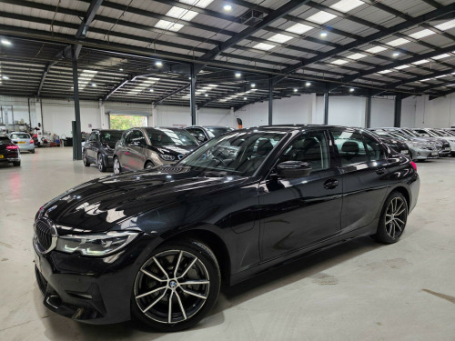 BMW 3 Series  2.0 330e 12kWh Sport Pro Auto Euro 6 (s/s) 4dr
