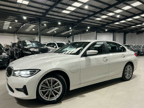 BMW 3 Series  2.0 330e 12kWh SE Pro Auto Euro 6 (s/s) 4dr
