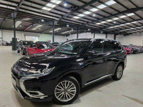 Mitsubishi Outlander  2.4h TwinMotor 13.8kWh 4h CVT 4WD Euro 6 (s/s) 5dr