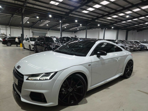 Audi TT  1.8 TFSI Black Edition S Tronic Euro 6 (s/s) 3dr 