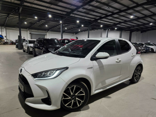 Toyota Yaris  1.5 VVT-h Design E-CVT Euro 6 (s/s) 5dr