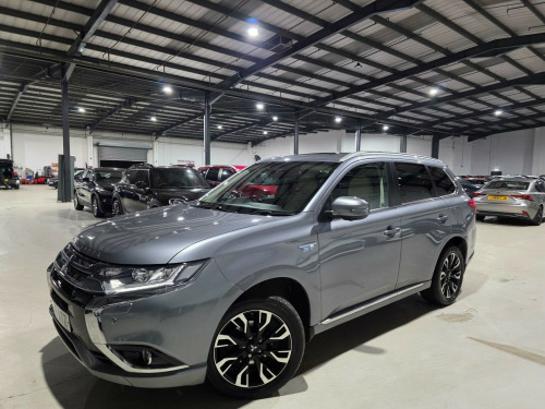 Mitsubishi Outlander  2.0h 12kWh 5hs CVT 4WD Euro 6 (s/s) 5dr
