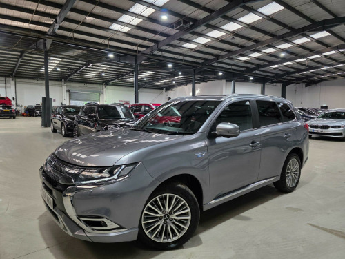 Mitsubishi Outlander  2.4h TwinMotor 13.8kWh 4h CVT 4WD Euro 6 (s/s) 5dr