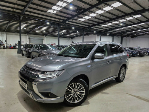 Mitsubishi Outlander  2.4h TwinMotor 13.8kWh Design CVT 4WD Euro 6 (s/s) 5dr 