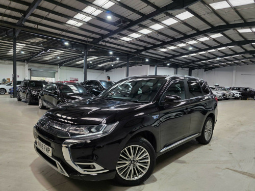 Mitsubishi Outlander  2.4h TwinMotor 13.8kWh 4h CVT 4WD Euro 6 (s/s) 5dr 