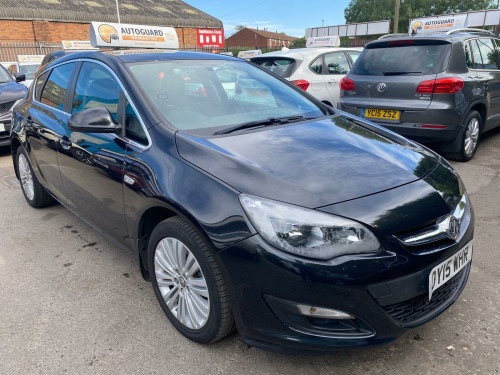 Vauxhall Astra  1.6i Excite Euro 6 5dr