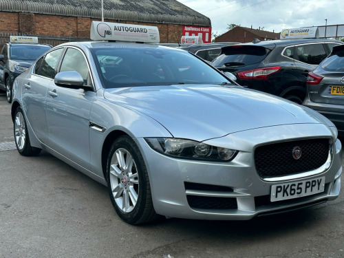 Jaguar XE  2.0d Prestige Auto Euro 6 (s/s) 4dr