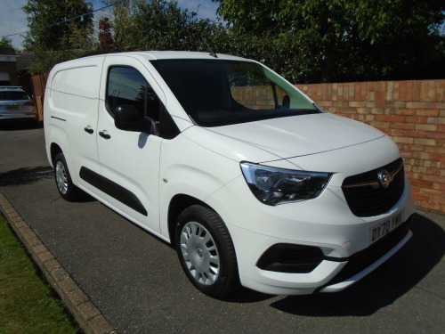 Vauxhall Combo  1.5 Turbo D 2300 Sportive