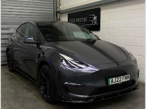 Tesla Model Y  Long Range AWD 4WD