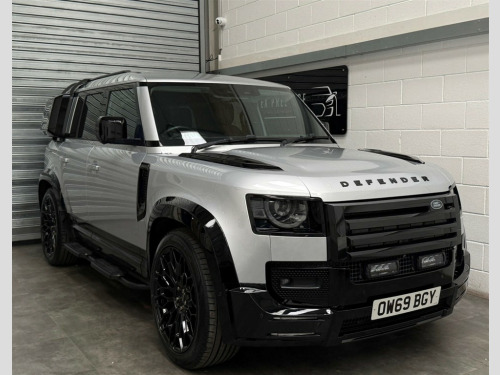 Land Rover Defender  SE D Auto 4WD
