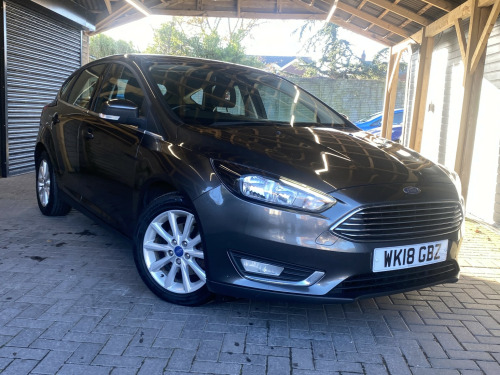 Ford Focus  1.0 T EcoBoost Titanium 