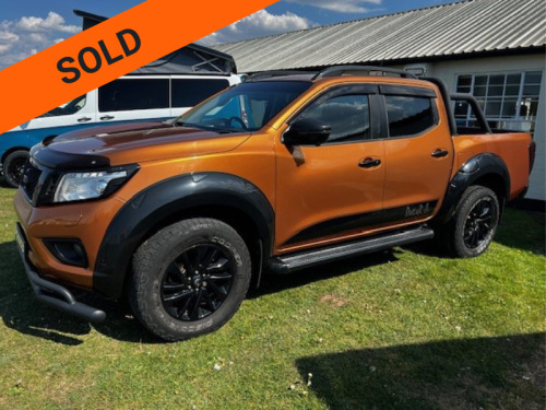 Nissan Navara  DCI TEKNA 4X4 SHR DCB  HDD NAV REAR VIEW CAMERA  AIR CONPARKING SENORS