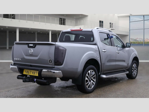 Nissan Navara  2.3 dCi Tekna Pickup Double Cab 4dr Diesel Auto 4WD Euro 6 (190 ps)- Nav HD
