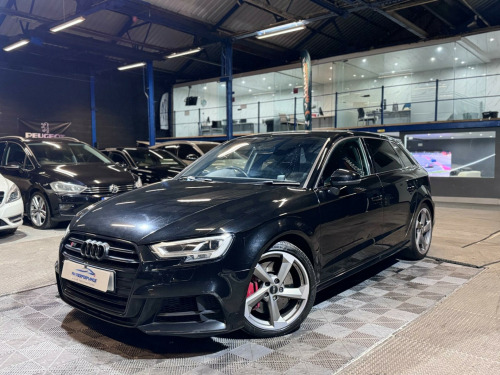 Audi S3  2.0 TFSI Black Edition Sportback S Tronic quattro Euro 6 (s/s) 5dr