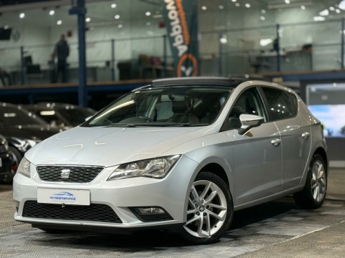 SEAT Leon  1.6 TDI CR SE DSG Euro 5 (s/s) 5dr