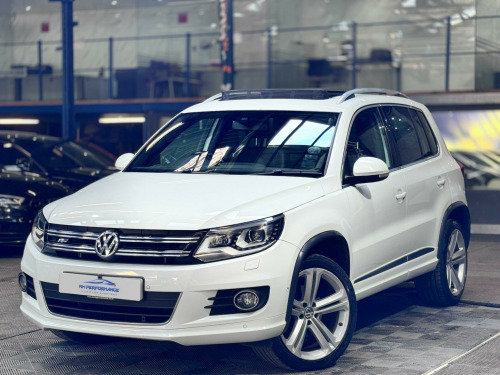 Volkswagen Tiguan  2.0 TDI BlueMotion Tech R-Line DSG 4WD Euro 5 (s/s) 5dr (Nav)