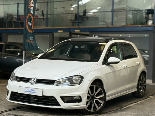 Volkswagen Golf  2.0 TDI BlueMotion Tech R-Line Edition DSG Euro 6 (s/s) 5dr