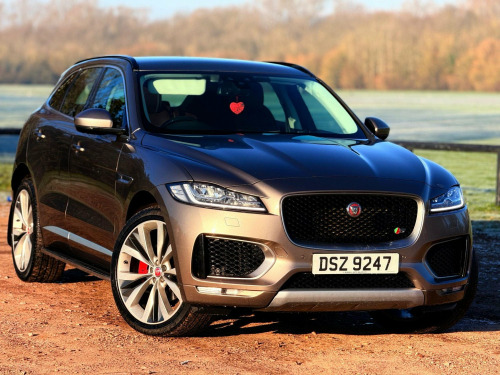 Jaguar F-PACE  3.0 D300 V6 S Auto AWD Euro 6 (s/s) 5dr