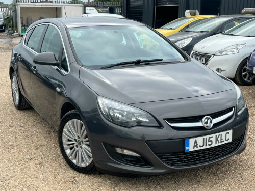Vauxhall Astra  1.6i Excite Euro 6 5dr
